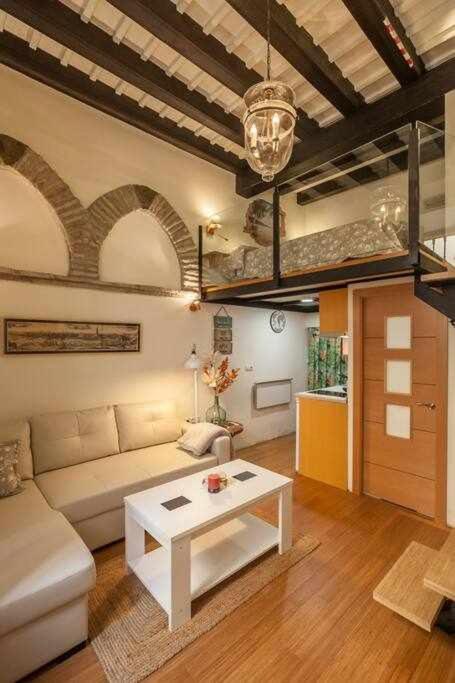 Monkeys Apartments El Arenal Santas Patronas Seville Exterior photo